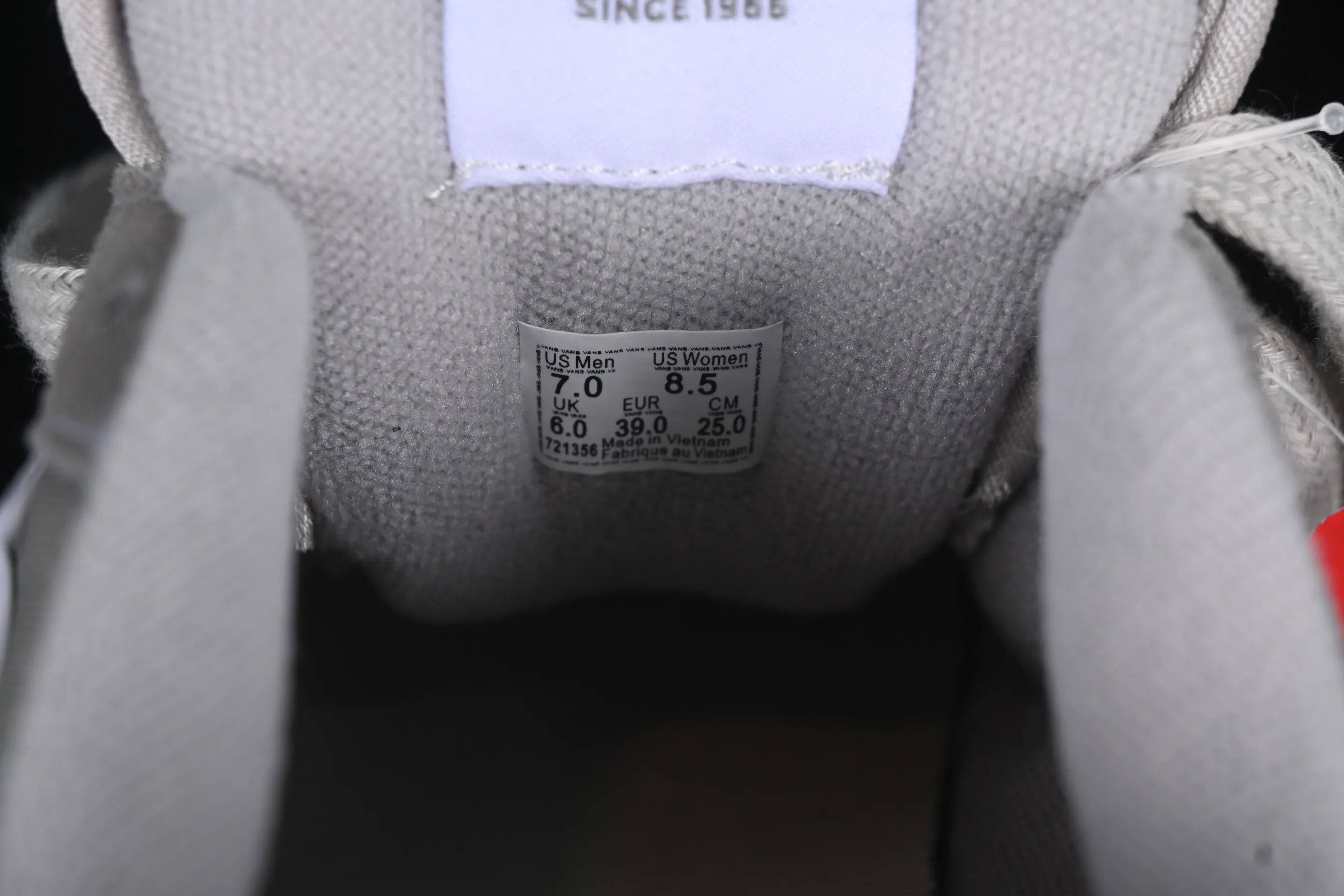 All categories Vans Vans series Vans Low Vans low-top Vans Knu Skool Vans low-top retro casual fat bread shoes VN000CS0BGG